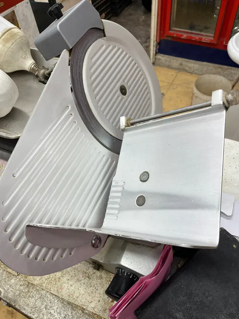 فروش دستگاه کالباس بر محک|فروشگاه و مغازه|بندر امام خمینی, |دیوار