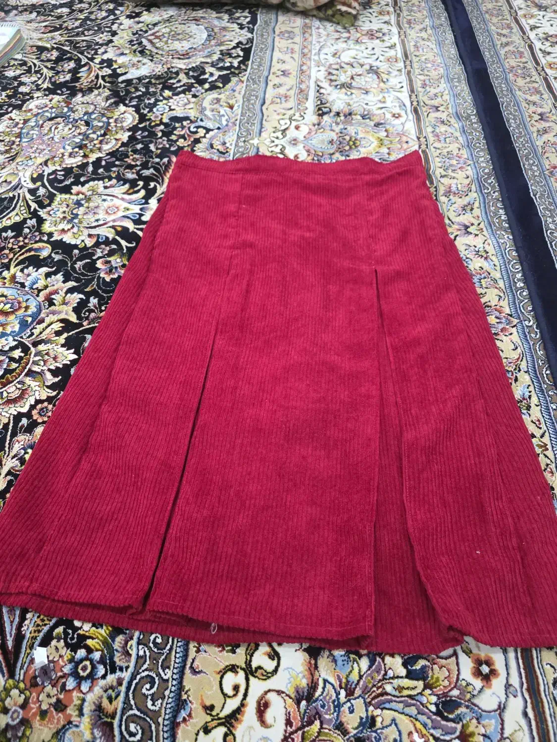 ست یلدایی مادر دختر|لباس|شیراز, شاه قلی بیگی|دیوار