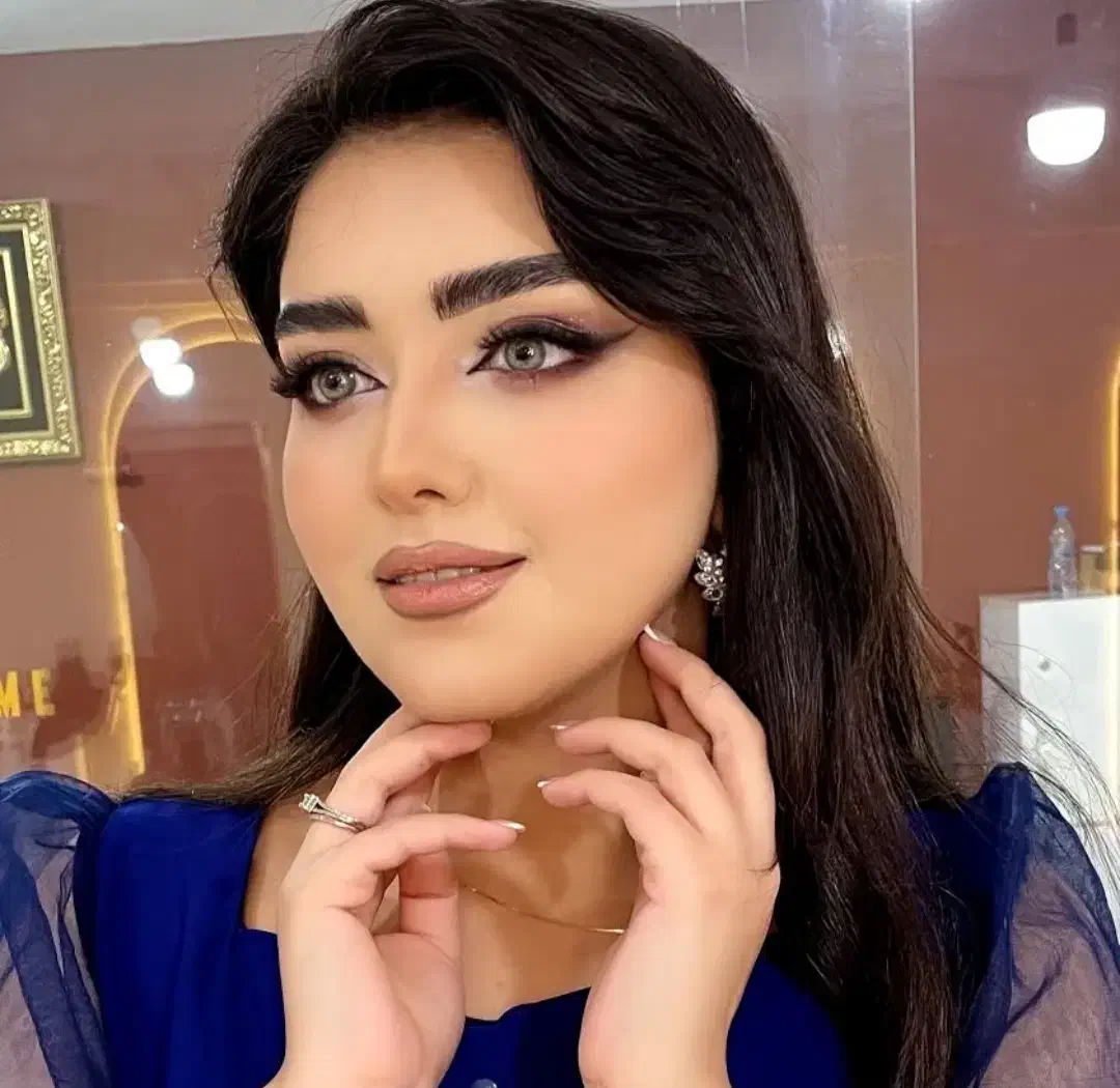 میکاپ و شنیون حرفه ای و قیمت مناسب|خدمات آرایشگری و زیبایی|کرمانشاه, |دیوار