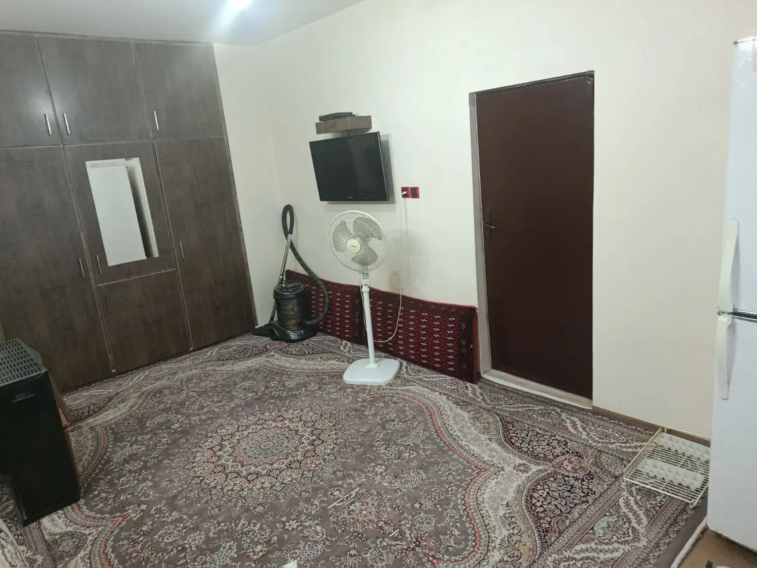 سوییت تمیز فول نزدیک حرم با قیمت مناسب(منزل شخصی)|اجارهٔ کوتاهمدت آپارتمان و سوئیت|مشهد, محمدآباد|دیوار