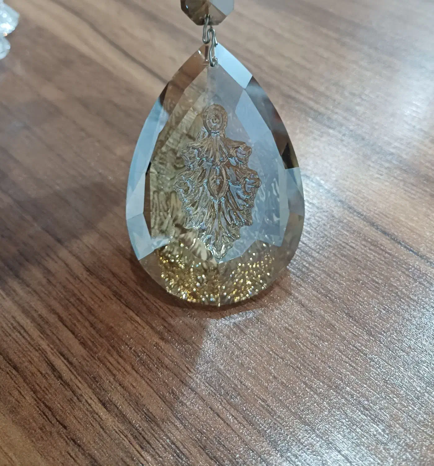 لاله لوستر...وتعدادی کریستال|لوستر و چراغ آویز|سهند, |دیوار