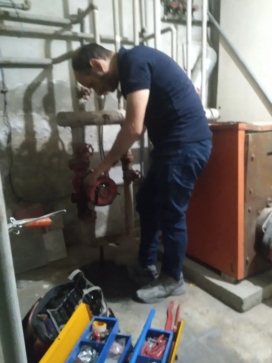 تعمیرات لوله کشی،پمپ آب،پکیج،آبگرمکن،بازدید رایگان|خدمات پیشه و مهارت|اندیشه, اندیشه فاز ۴|دیوار