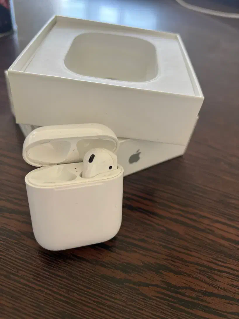 ایر پاد سری ۲ اپل(اصلی) گوش راست|لوازم جانبی موبایل و تبلت|شاهینشهر, شهرک صنعتی|دیوار