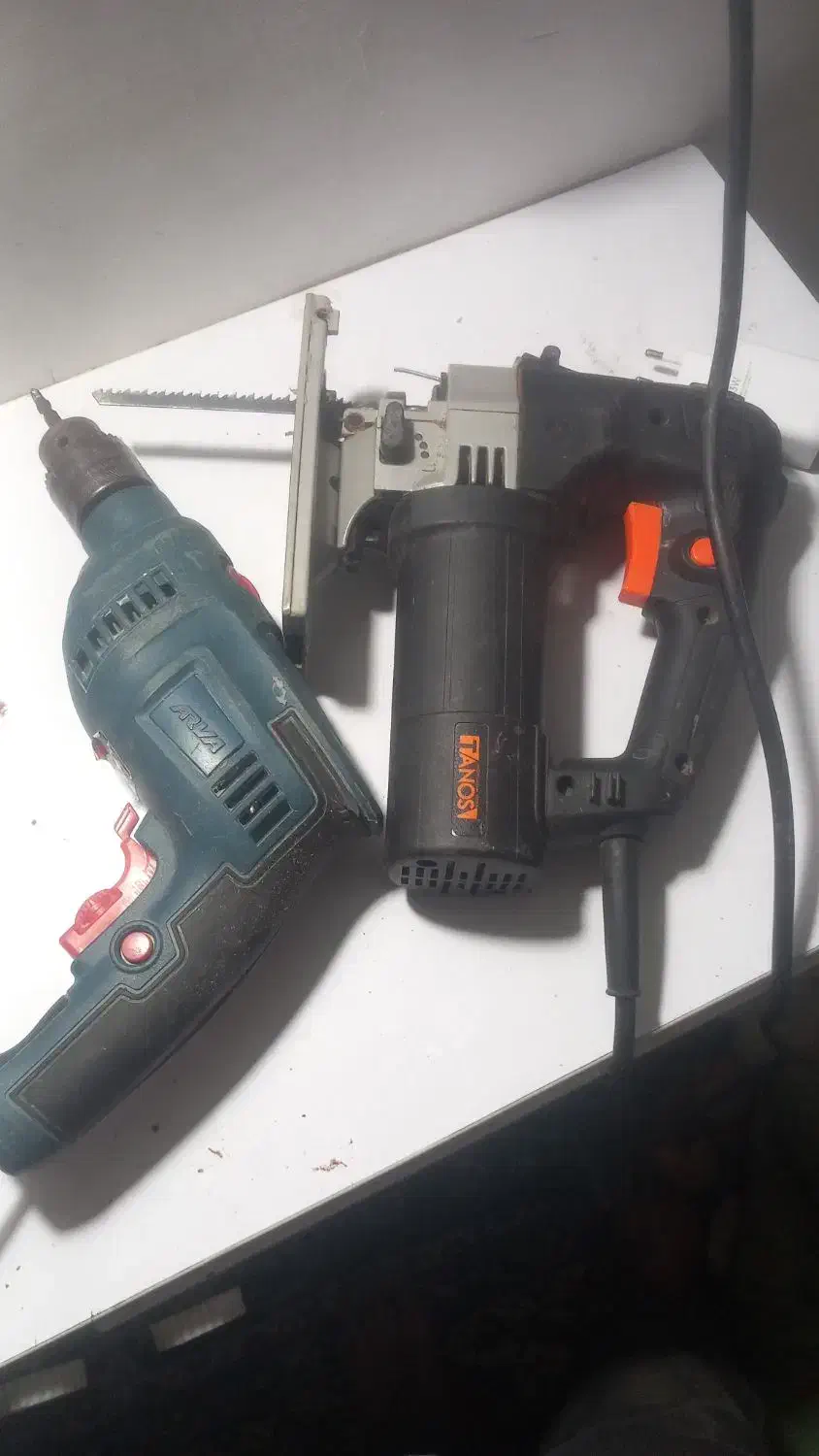 ابزارالات نصب کابینت فارسی بر . دلر . عمود بر گرد|ابزارآلات|نکا, |دیوار