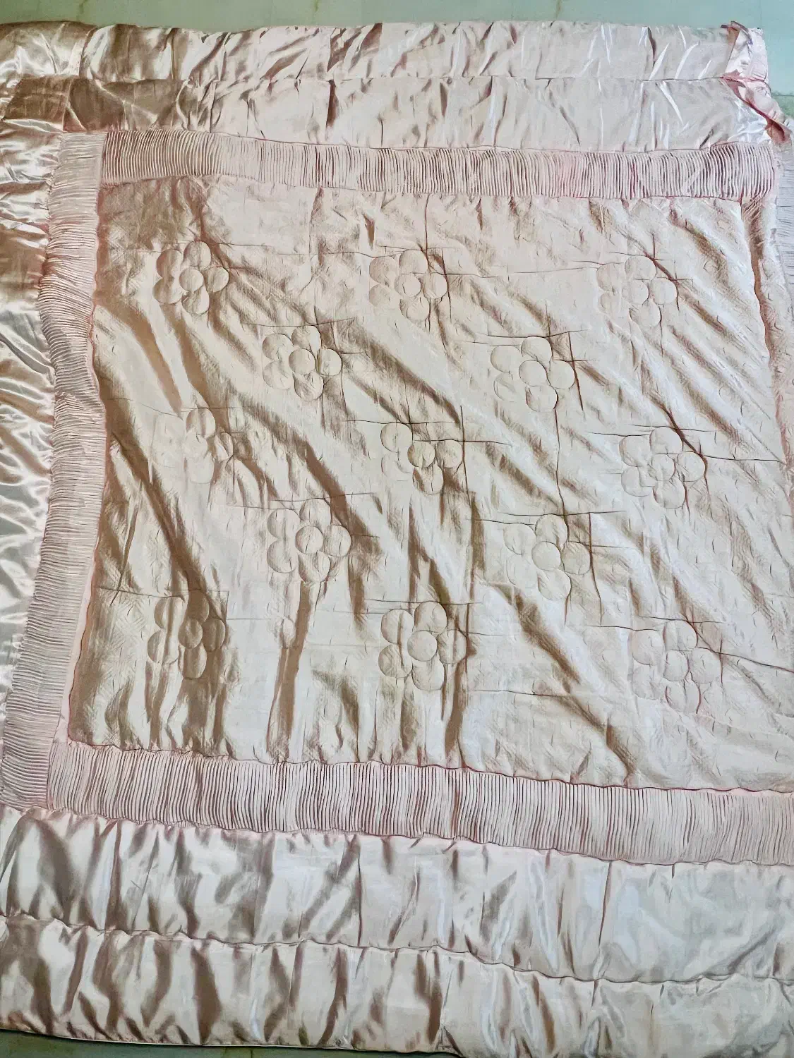 پتودونفره|رختخواب، بالش، پتو|لاهیجان, شیخ زاهد|دیوار