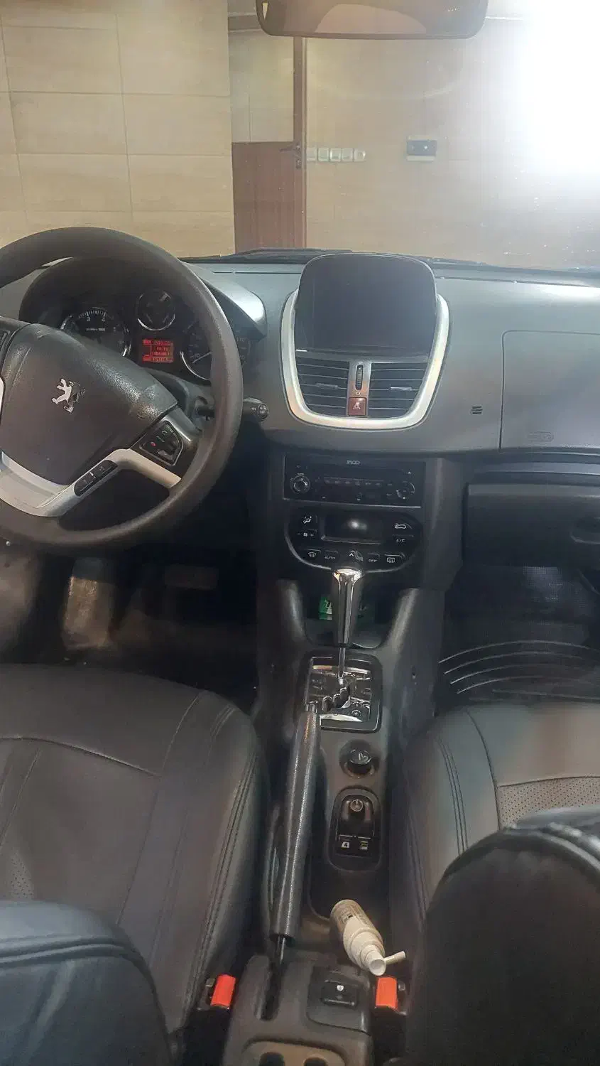 پژو ۲۰۷|خودرو سواری و وانت|شیراز, فلکه گاز|دیوار