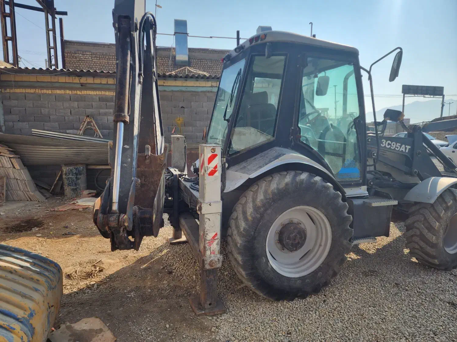 بیل‌بکهو ارکا|خودرو سنگین|فلاورجان, |دیوار