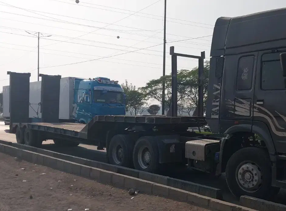 جابجایی ماشین الات با کمرشکن پلدار دو محور|خدمات حمل و نقل|رشت, حاجی آباد|دیوار