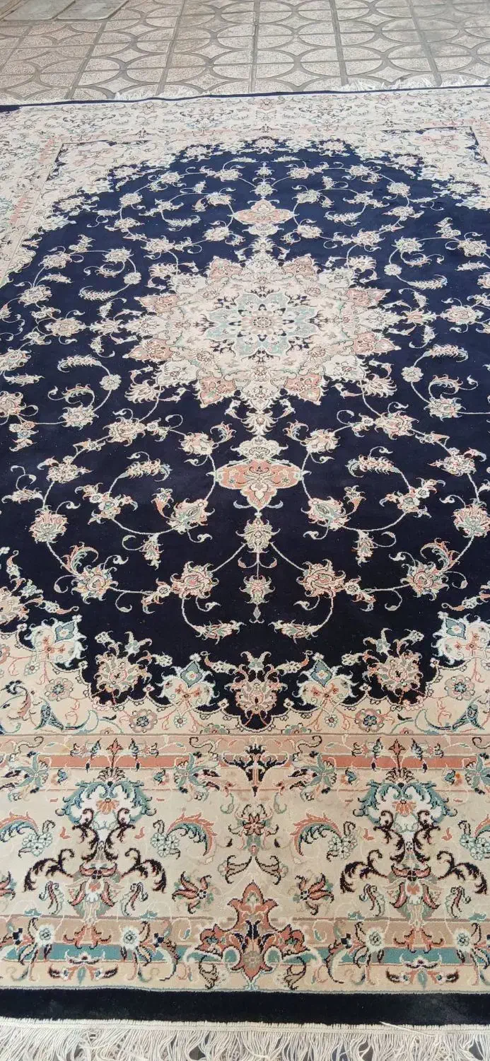 فرش۹متری ماشینی یک جفت نخی اکریلیک ضخیم سنگین|فرش|تهران, کیانشهر|دیوار