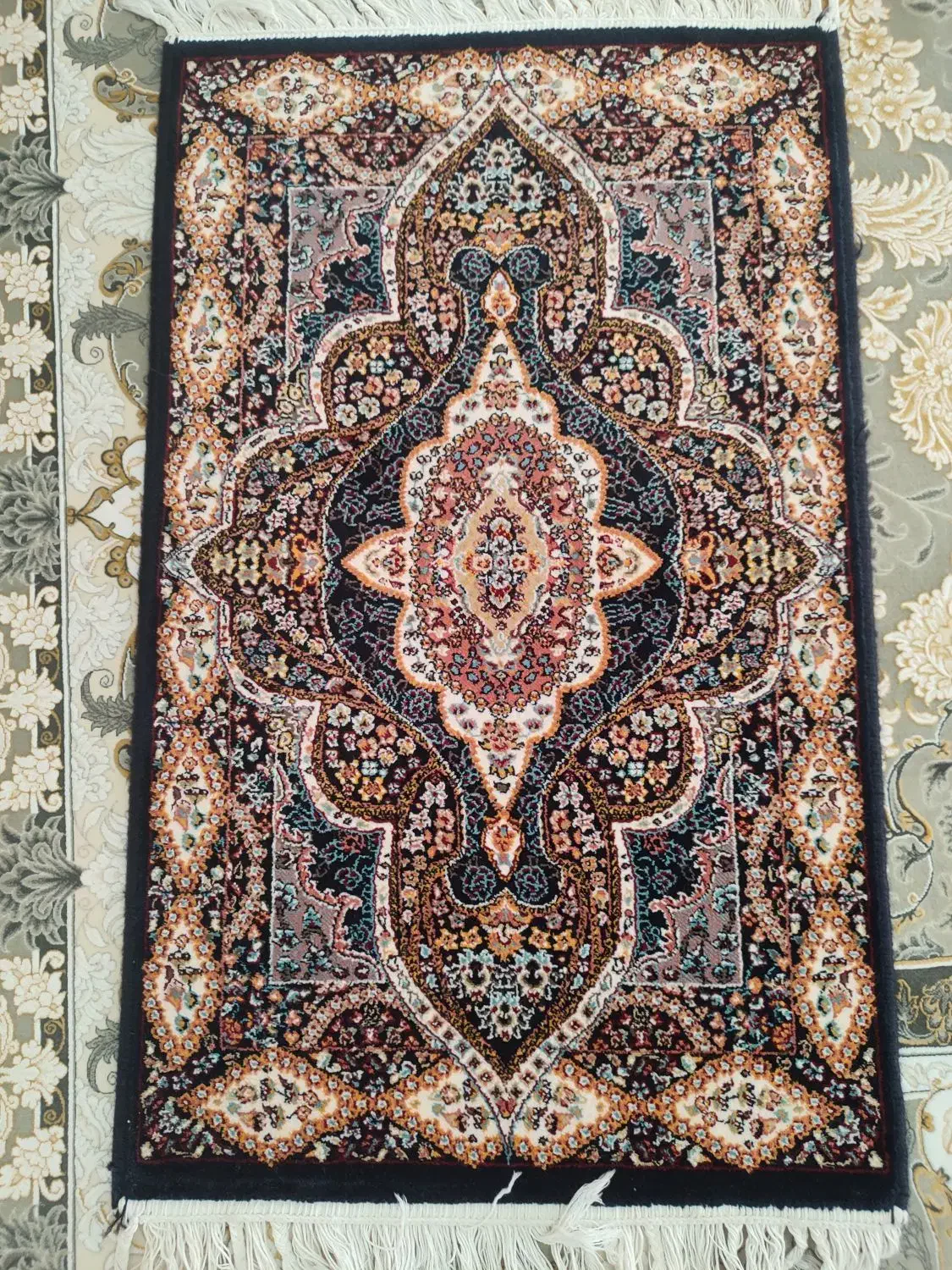 پادری فرشی درحد نو|پادری|ماهدشت, |دیوار