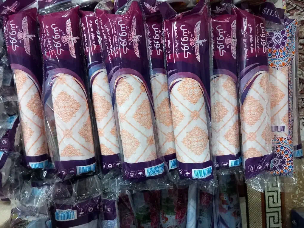 سفره یکبارمصرف و فریزر|ظروف نگهدارنده، پلاستیکی، یک‌بارمصرف|چوبر, |دیوار