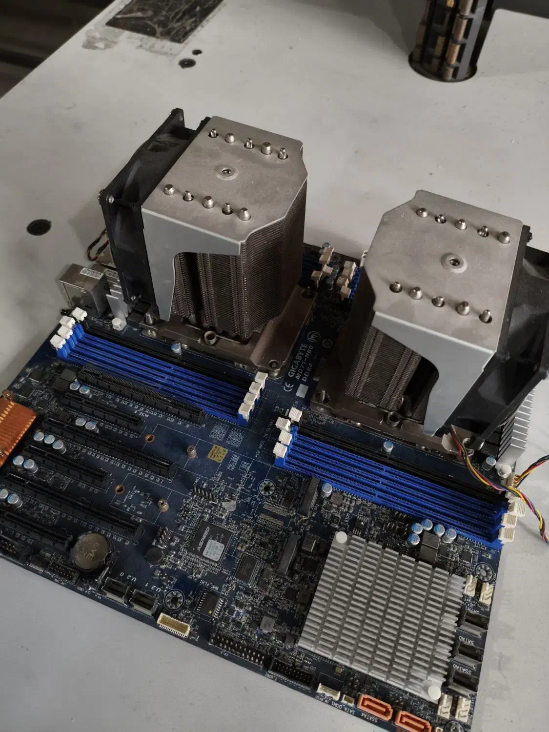 فروش باندل سروری|قطعات و لوازم جانبی رایانه|شیراز, آبیاری|دیوار