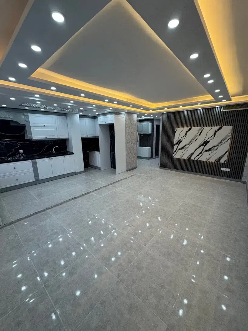 قصر سفید پرند ۹۲متری نما سنگ|فروش آپارتمان|پرند, فاز ۶|دیوار