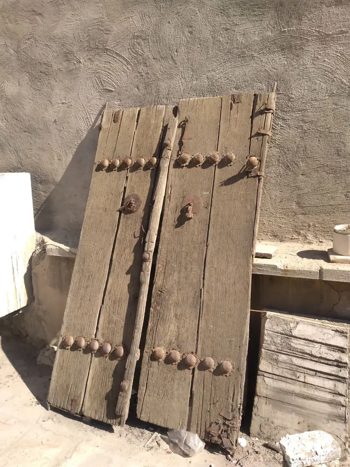 درب قدیمی|کلکسیون اشیاء عتیقه|تهران, شهید اسدی|دیوار