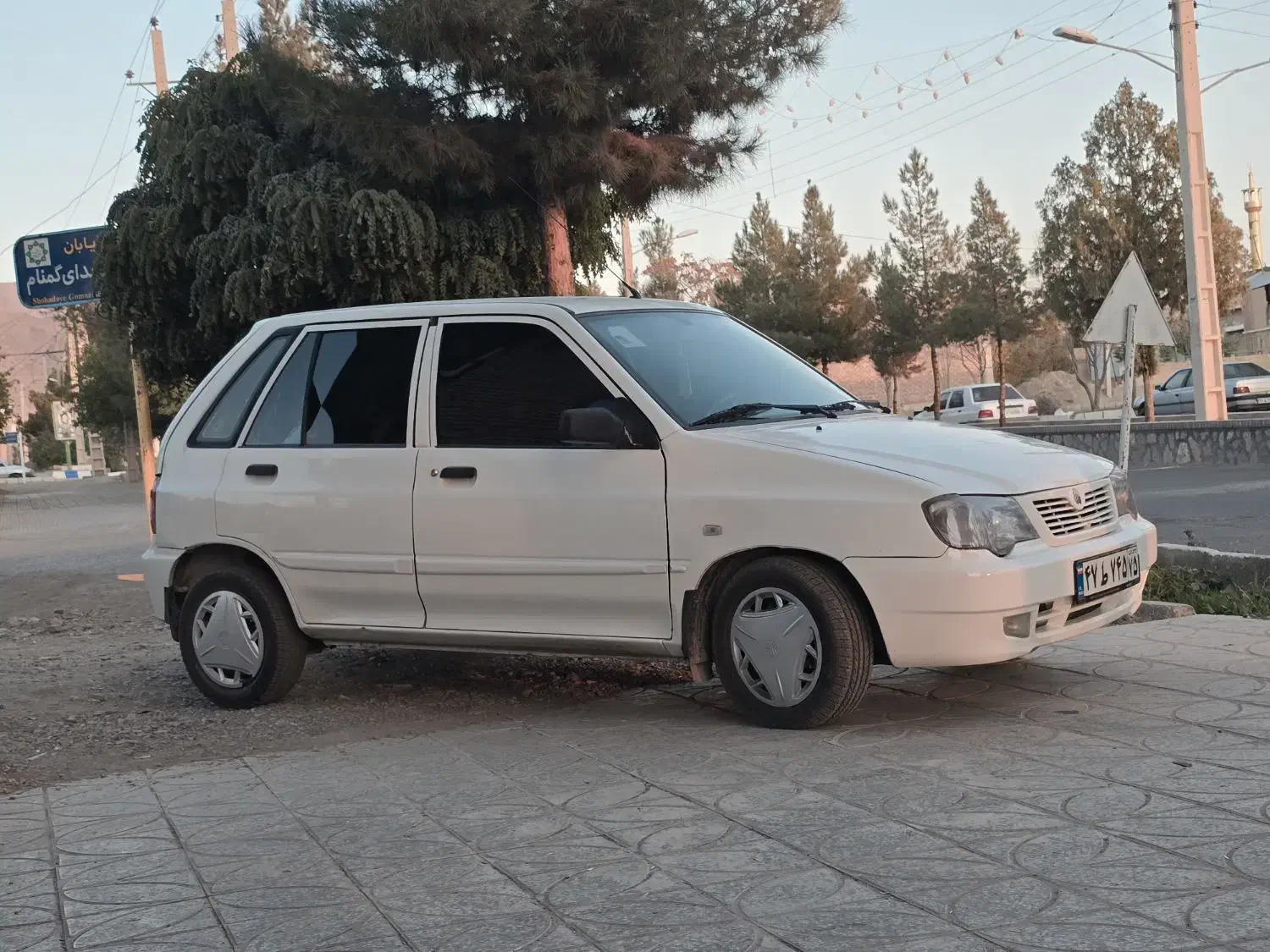 باسلام 111 عروسک مدل 95|خودرو سواری و وانت|کرمان, |دیوار