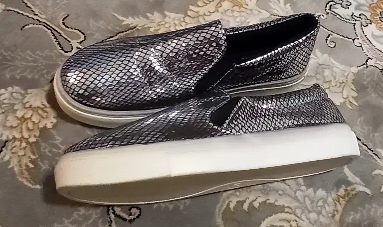 کفش زنانه ( میلانو )|کیف، کفش، کمربند|رشت, رشتیان|دیوار