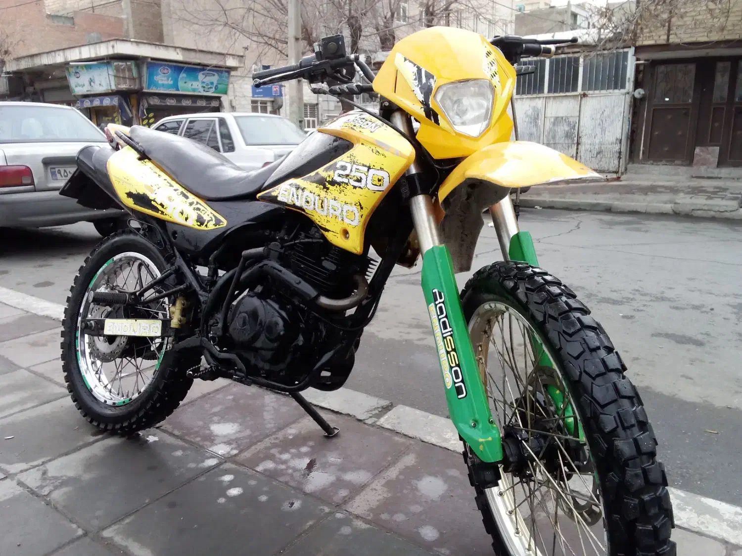 تریل ۲۵۰ رادیسون فنی عالی|موتورسیکلت|اسلامشهر, شهرک احمدیه|دیوار