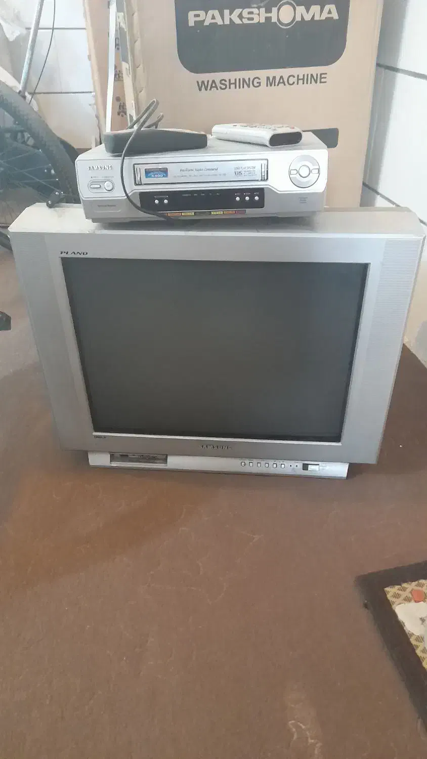 تلویزیون ۲۱|تلویزیون و پروژکتور|اقبالیه, |دیوار