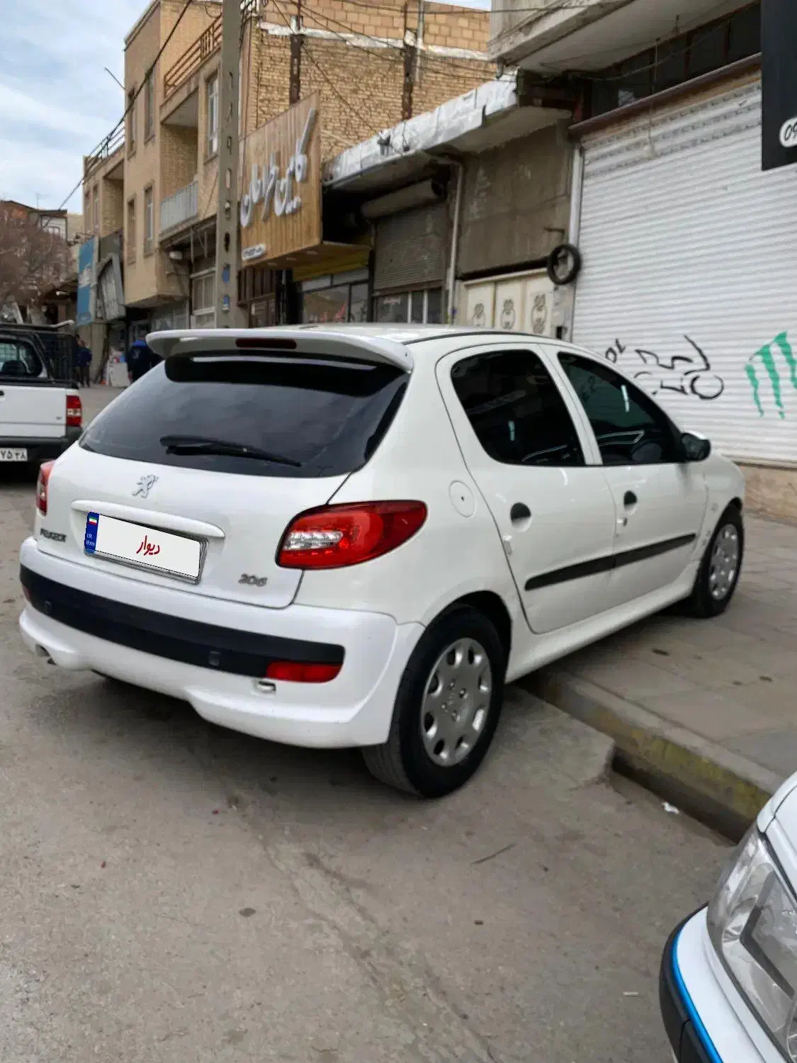 206|خودرو سواری و وانت|آبیک, |دیوار