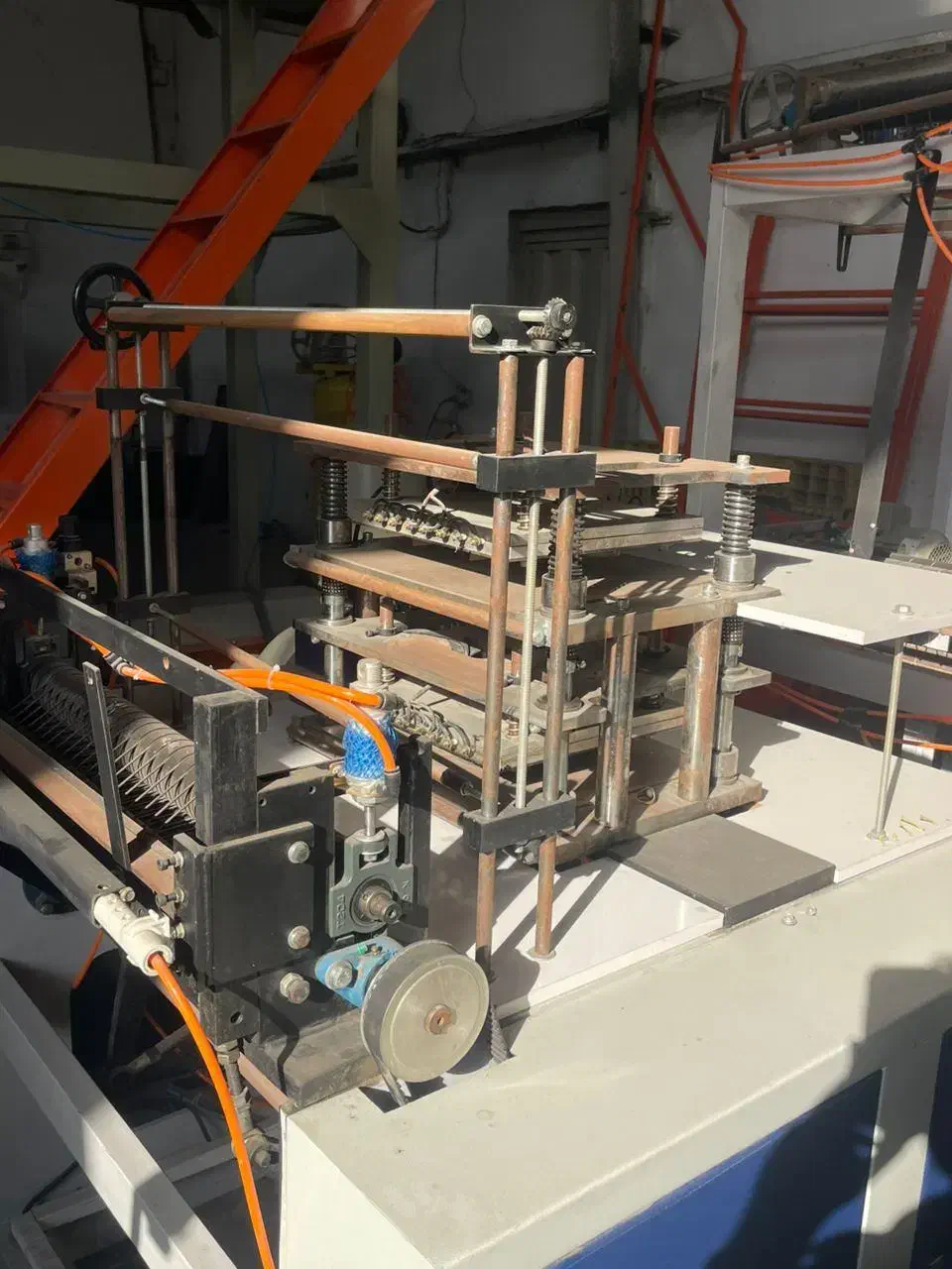 دستگاه دوخت دستکشی|ماشین‌آلات صنعتی|باقرشهر, |دیوار