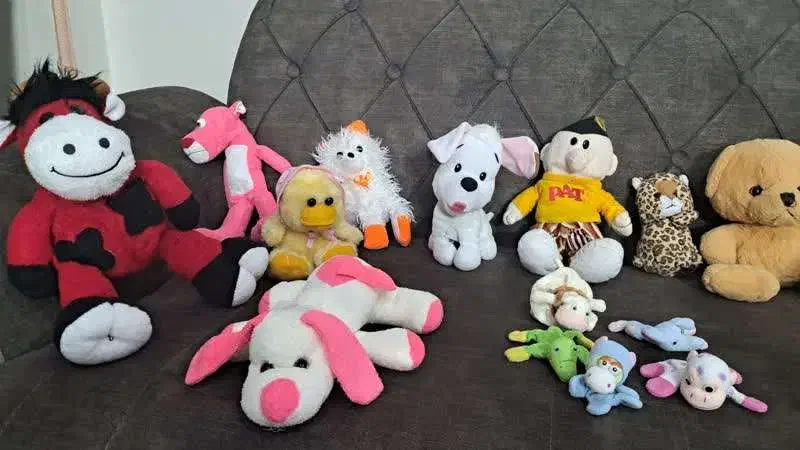 عروسک بازی|اسباب‌بازی بچه|شاهین‌شهر, خانه کارگر|دیوار