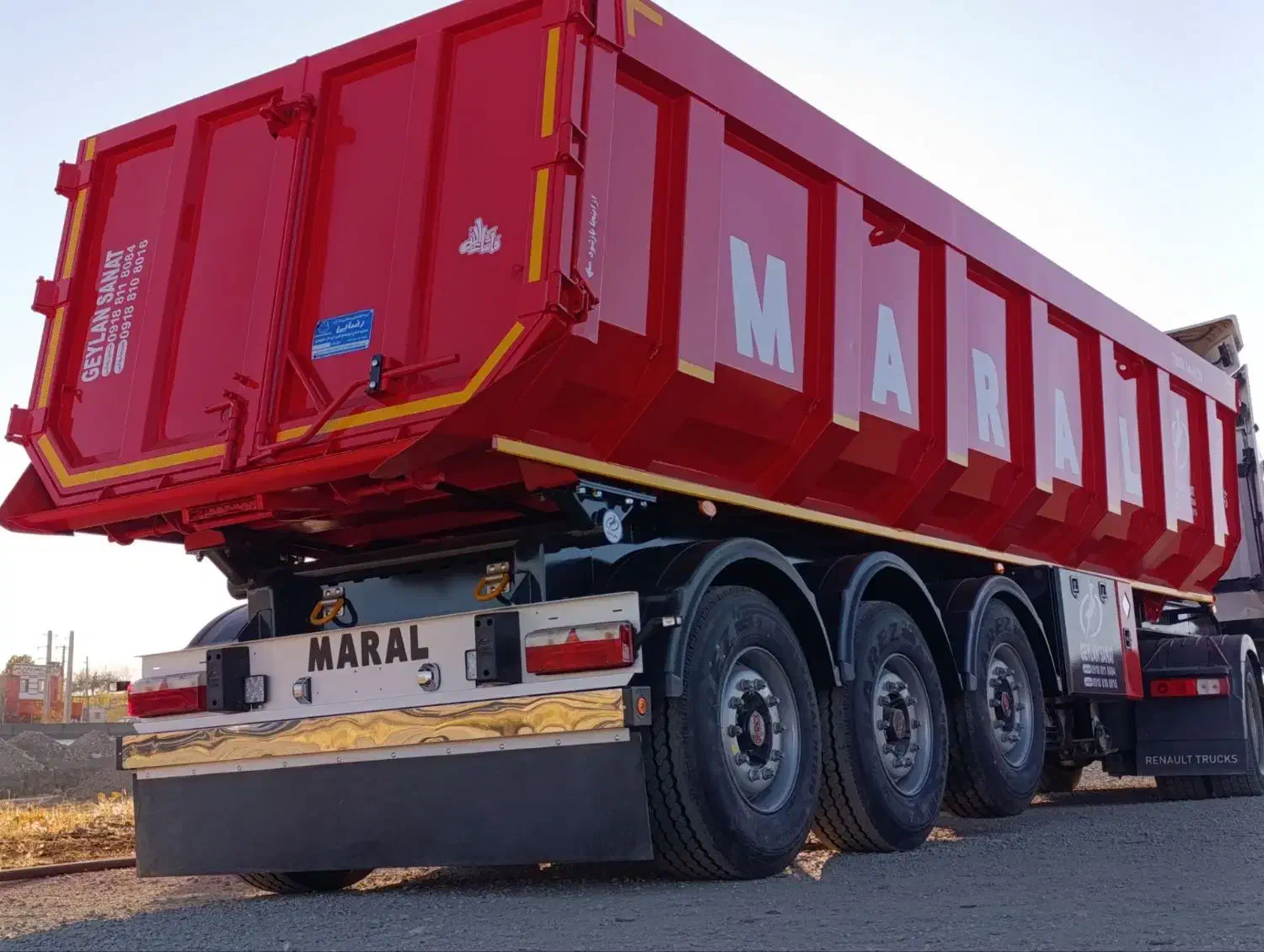 بونکر۲۸متر مکعب وی|قطعات یدکی و لوازم جانبی|بهار, |دیوار