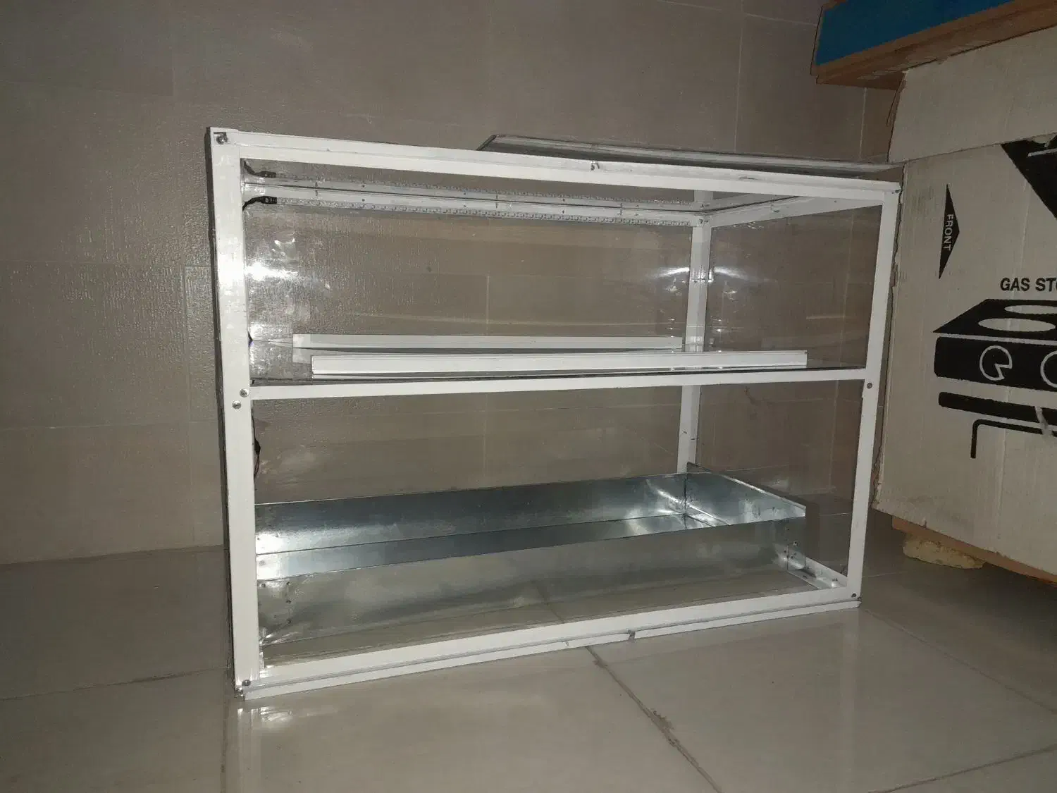 ویترین آلومینیومی|بوفه، ویترین، کنسول|تبریز, |دیوار