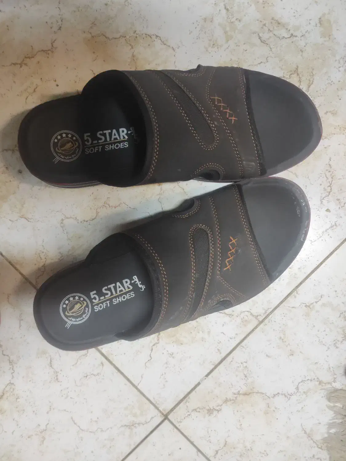 دمپایی|کیف، کفش، کمربند|مشهد, نوفل لوشاتو|دیوار