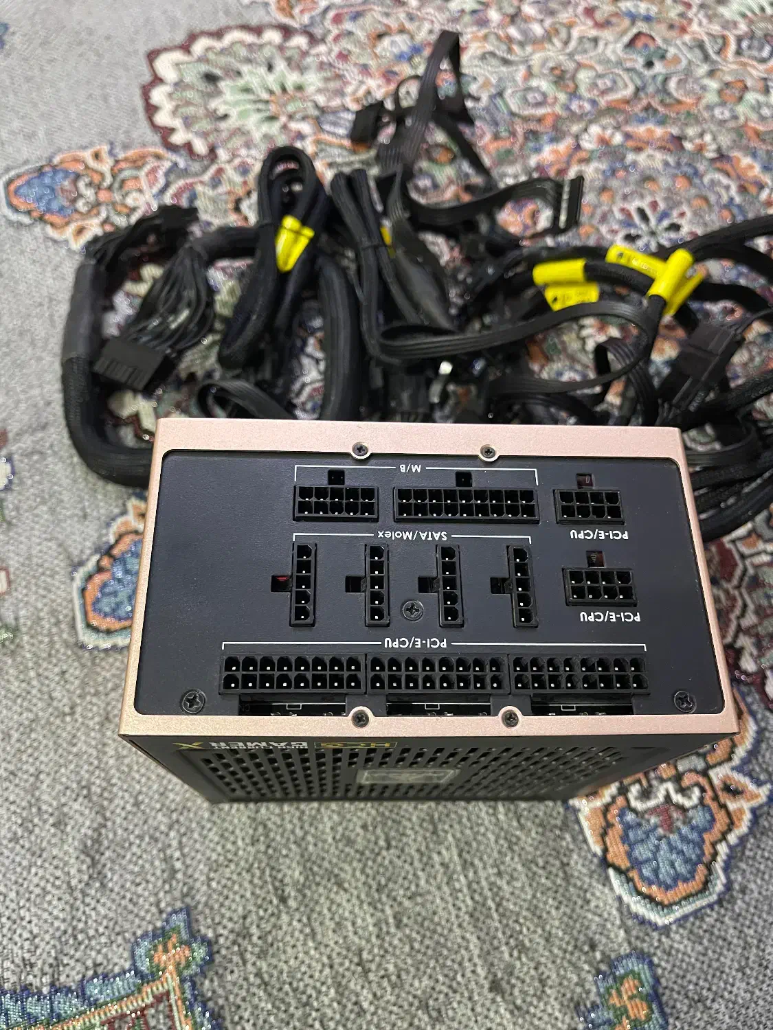 پاور ۱۰۰۰ وات معاوضه با پاور و گرافیک|قطعات و لوازم جانبی رایانه|کرج, حیدرآباد|دیوار