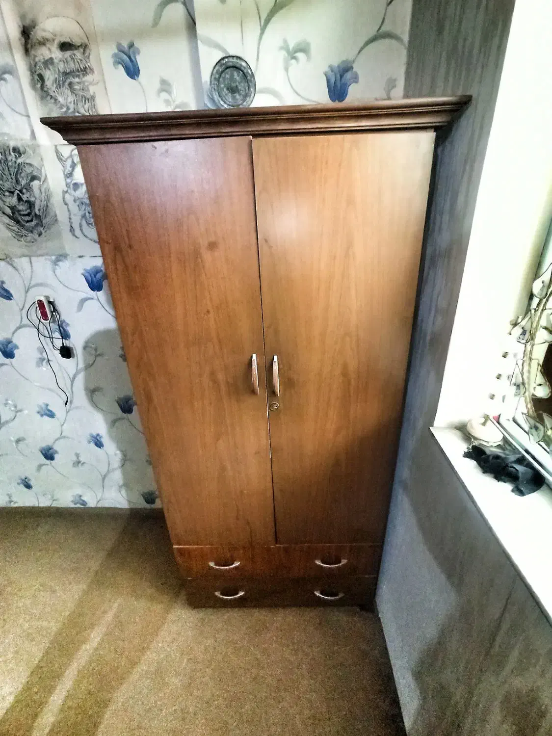 کمد|جاکفشی، کمد، دراور|اندیشه, اندیشه فاز ۳|دیوار