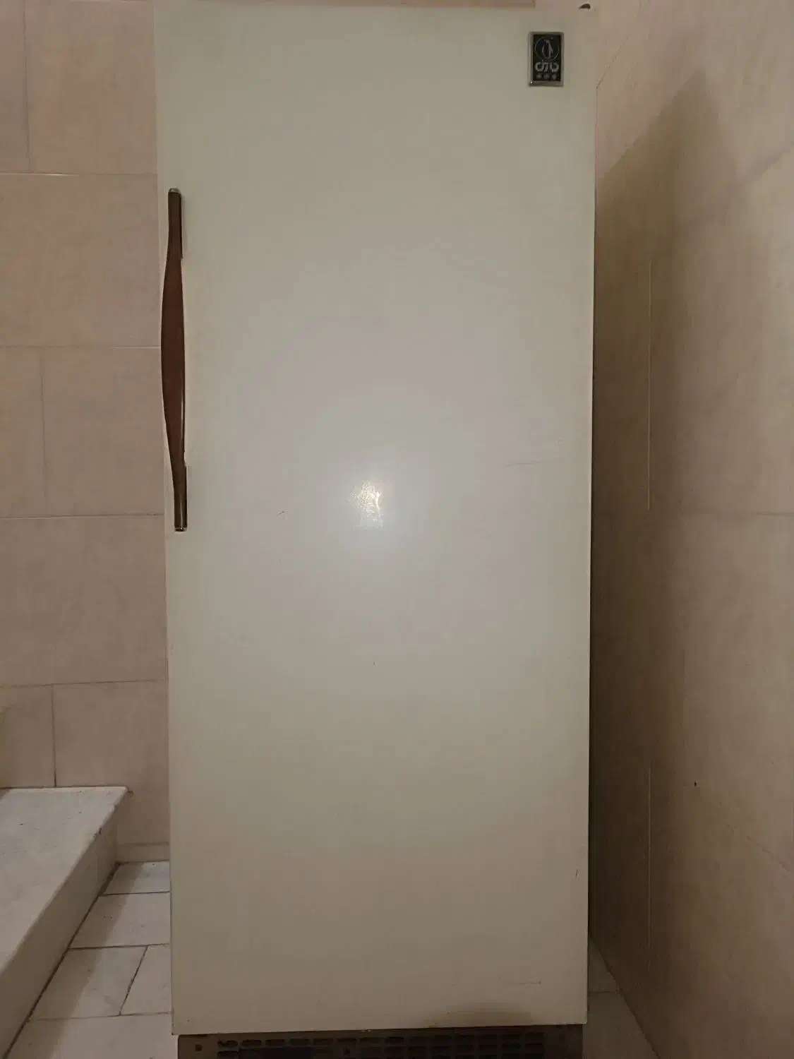 فریزر پارس|یخچال و فریزر|اصفهان, تخت فولاد|دیوار