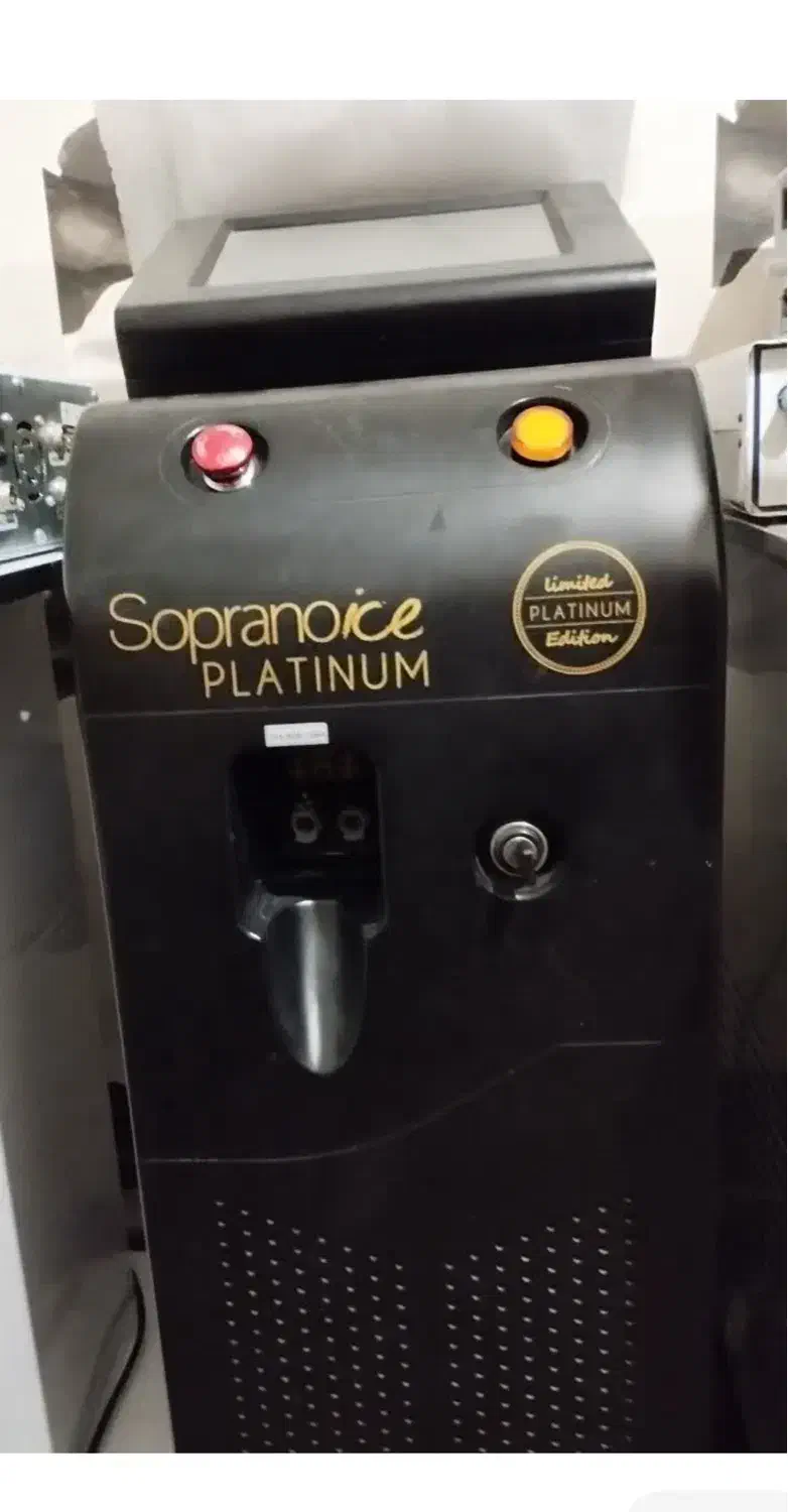 فروش لیزر پلاتینیوم وارداتی همراه با چیلر|آرایشگاه و سالنهای زیبایی|تهران, یوسفآباد|دیوار