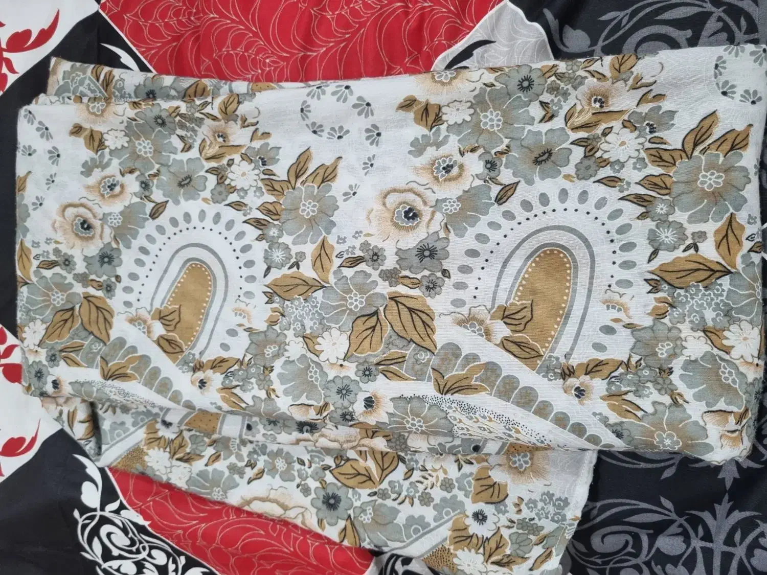 چادررنگی ومشکی|لباس|ملکآباد, |دیوار