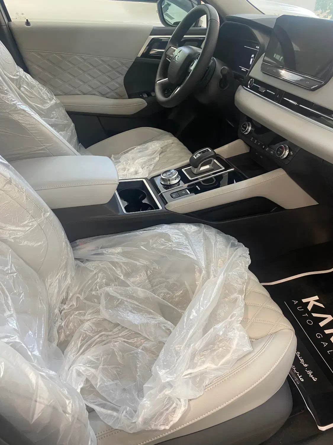 میتسوبیشی اوتلندر HLaine مدل 2023 جفت دف|خودرو سواری و وانت|شیراز, فرهنگ شهر|دیوار