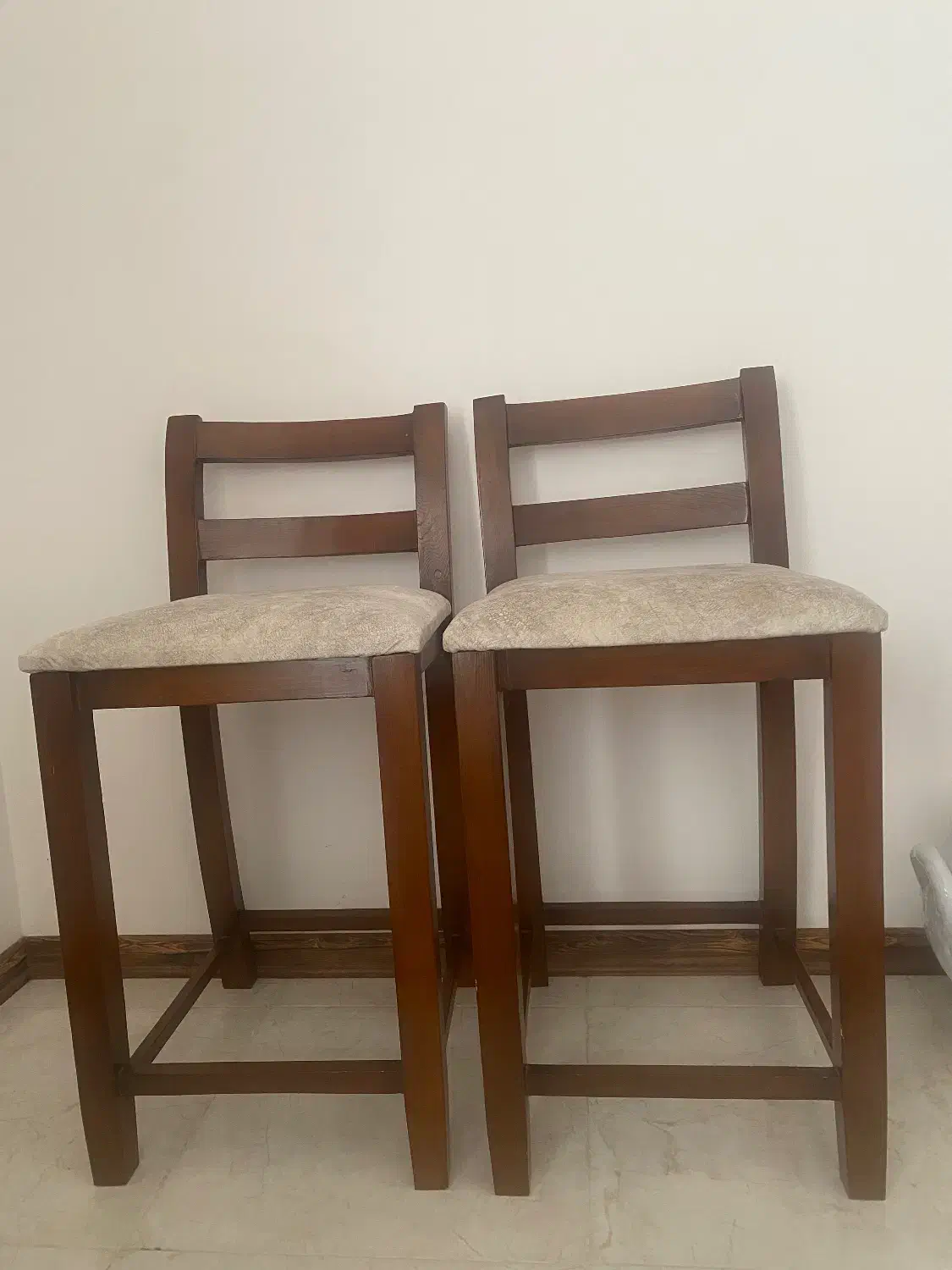 صندلی بار|صندلی و نیمکت|گنبد کاووس, |دیوار