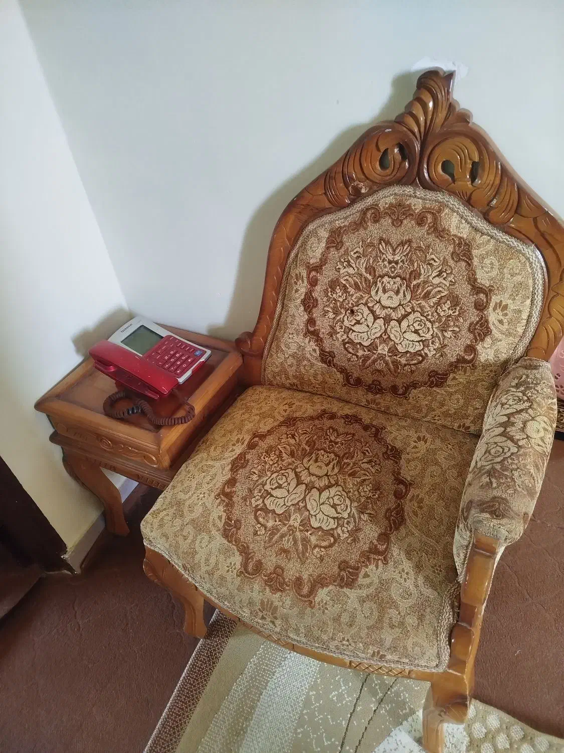 میز تلفن|میز تلفن|بروجرد, |دیوار