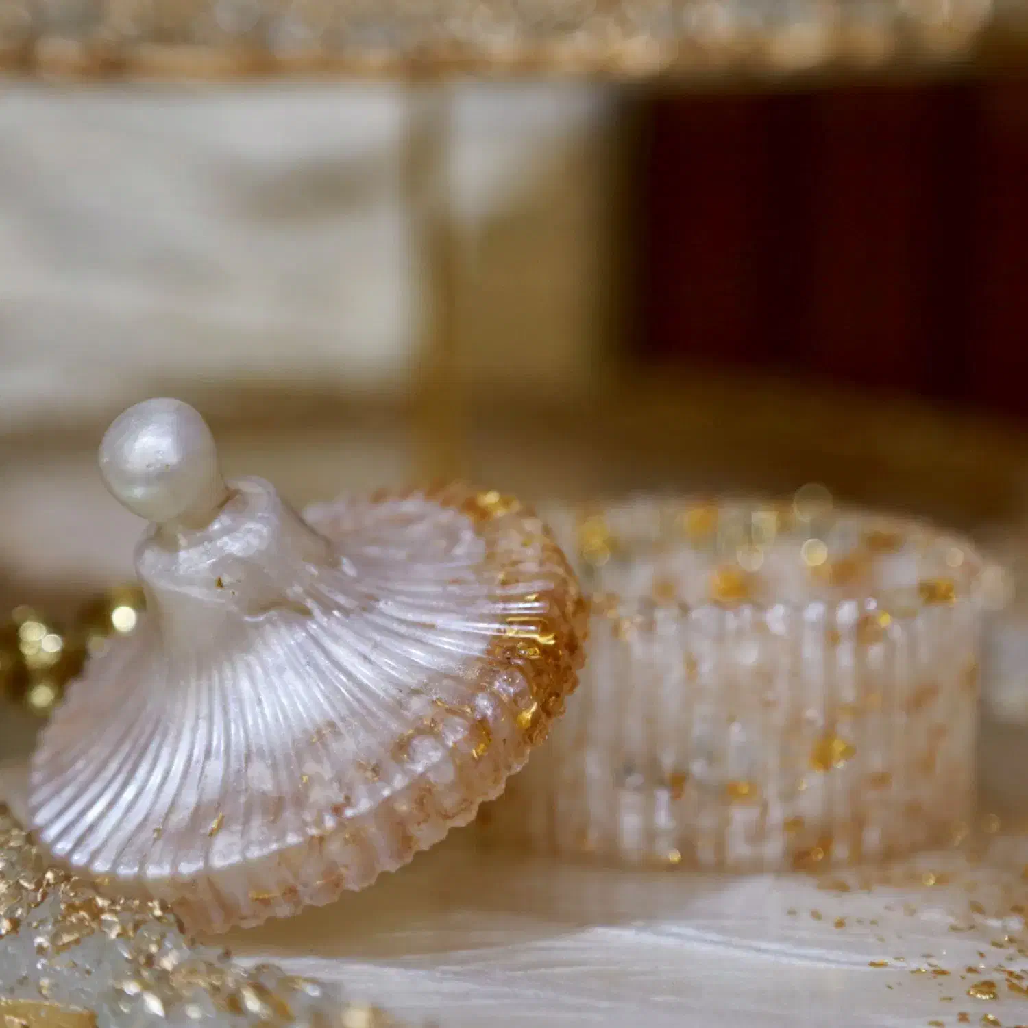 ظروف با گل بابونه طبیعی به علاوه یادگیری|ظروف سرو و پذیرایی|گنبد کاووس, |دیوار