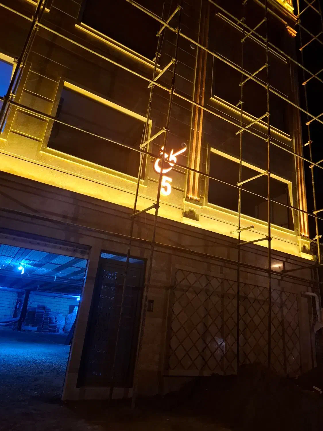 آپارتمان 107 متری دوخوابه کارمندان نوساز|فروش آپارتمان|کرمانشاه, |دیوار