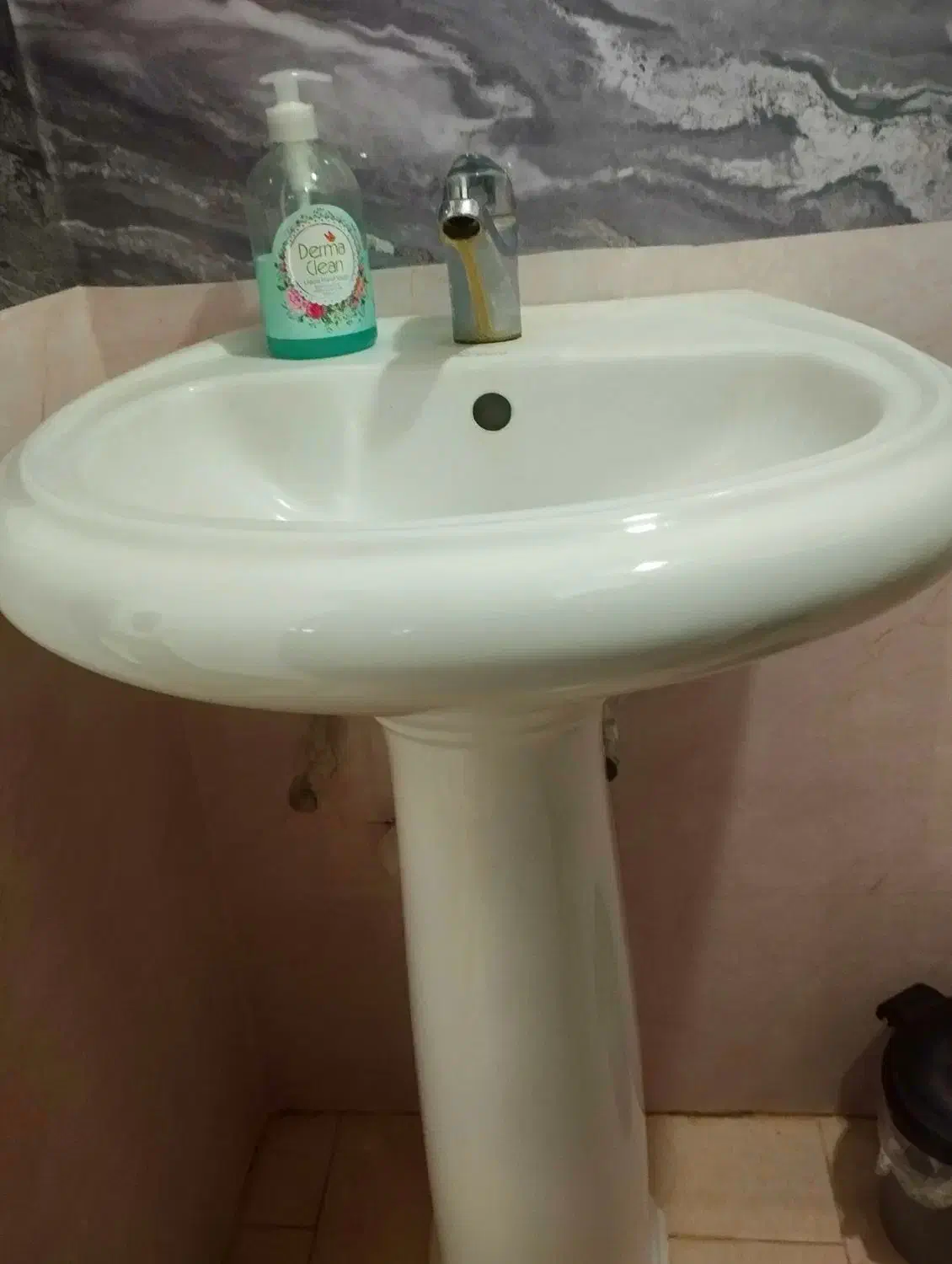 روشویی|لوازم سرویس بهداشتی|رشت, استقامت ۱|دیوار