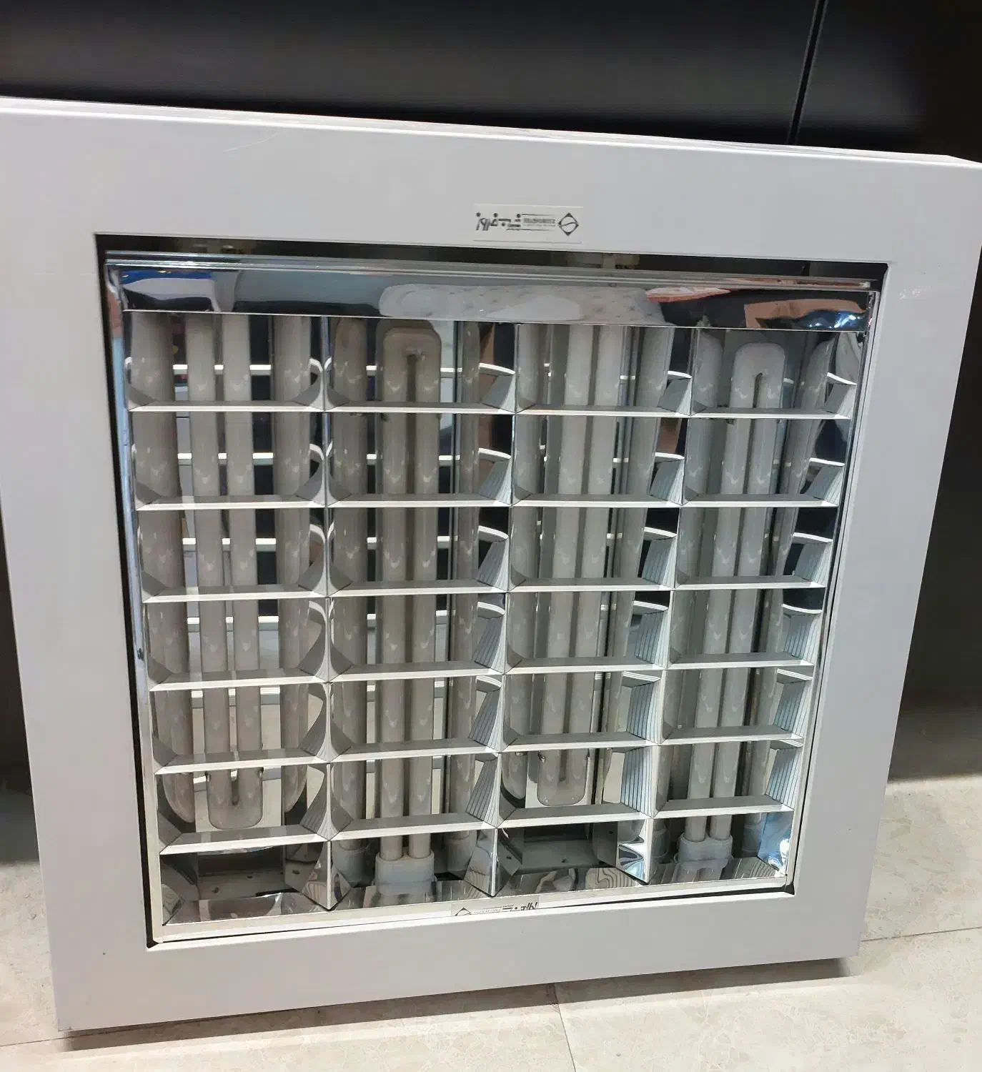 ده عدد انو دایز سقفی|لامپ و چراغ|بروجرد, |دیوار