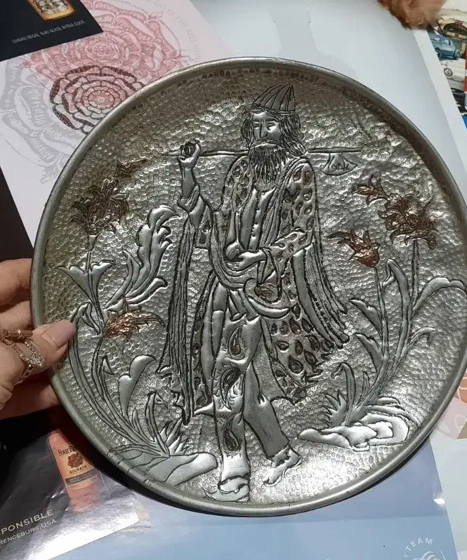 قدیم و خاص فروشی|کلکسیون اشیاء عتیقه|آستارا, |دیوار