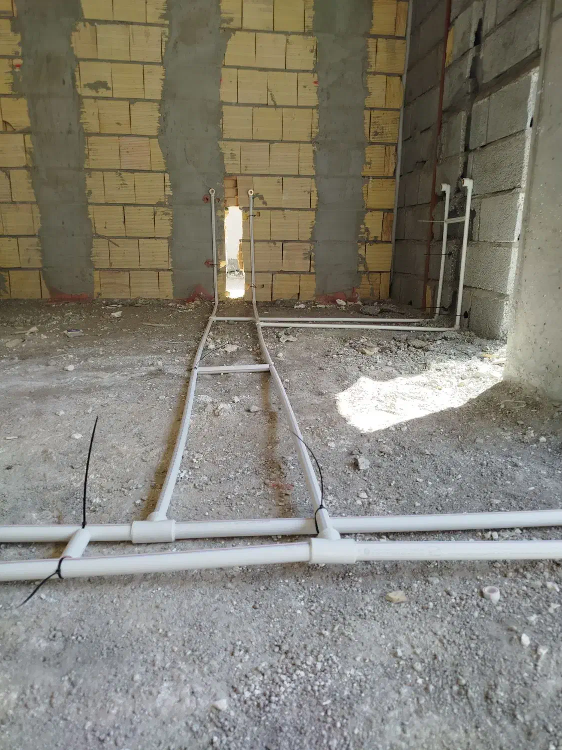 شاگرد لوله کشی|استخدام معماری، عمران و ساختمانی|قم, امامزاده ابراهیم|دیوار