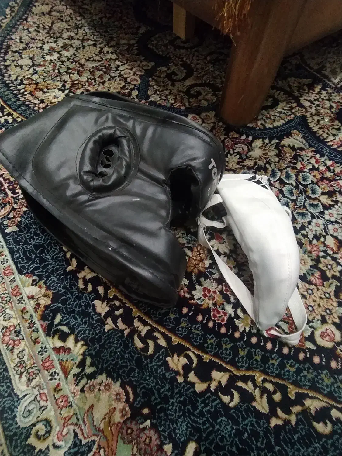 دستکش و ساق بند و کمربند و کلاه و بیضه بند رزمی|تجهیزات ورزشی|مشهد, هفت تیر (نه دره)|دیوار