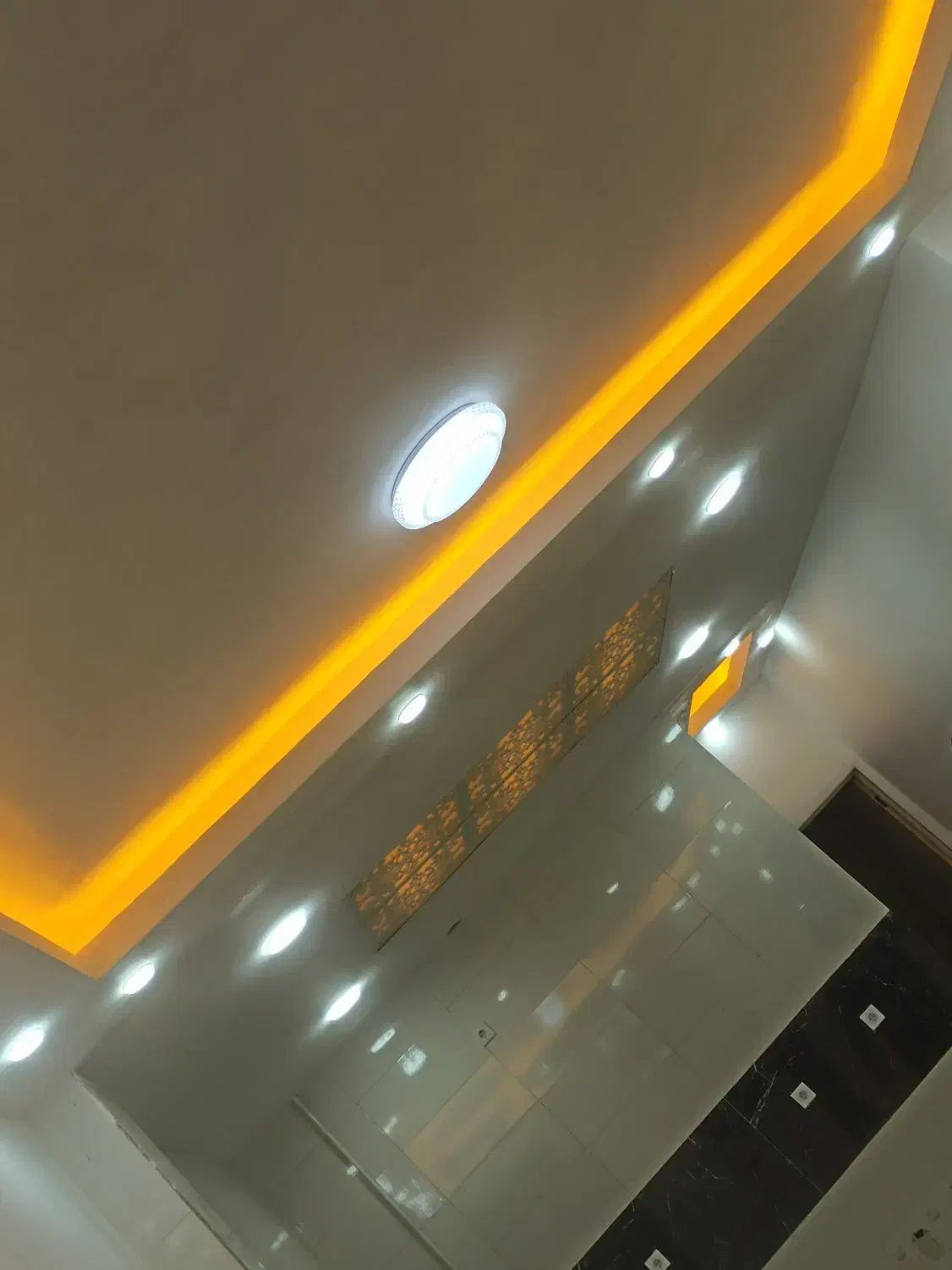 نصاب نصب اجراکارکناف رنگ آمیزی سقف کاذب ماربل شیت|خدمات پیشه و مهارت|بندر امام خمینی, |دیوار