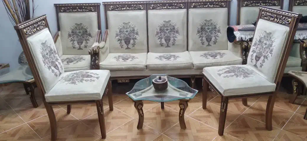 فروش مبل سلطنتی ۷ نفره با ۳تامیز عسلی|مبلمان خانگی و میز عسلی|پاکدشت, پاکدشت (مامازند)|دیوار