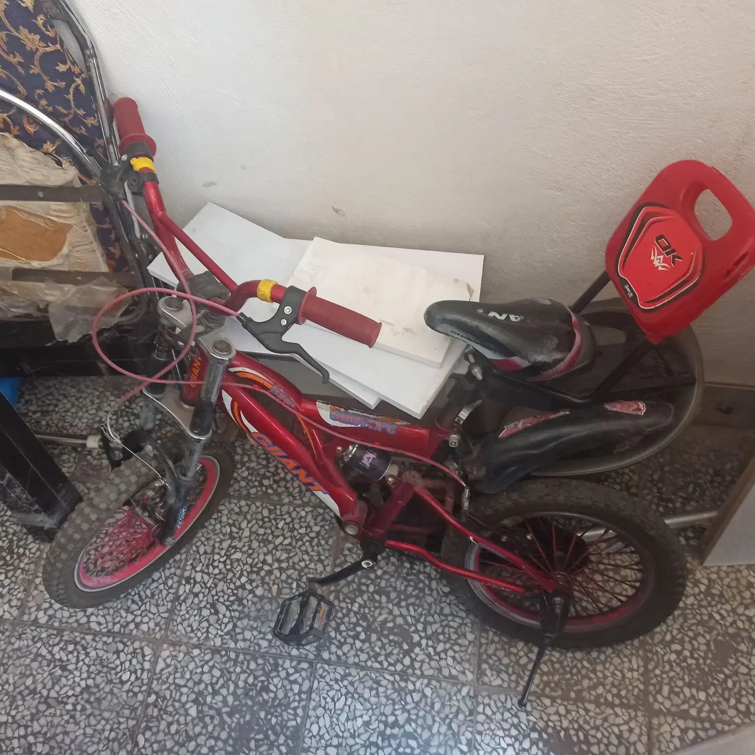 دوچرخه 20|دوچرخه، اسکیت، اسکوتر|صدرا-فارس, فاز ۲|دیوار