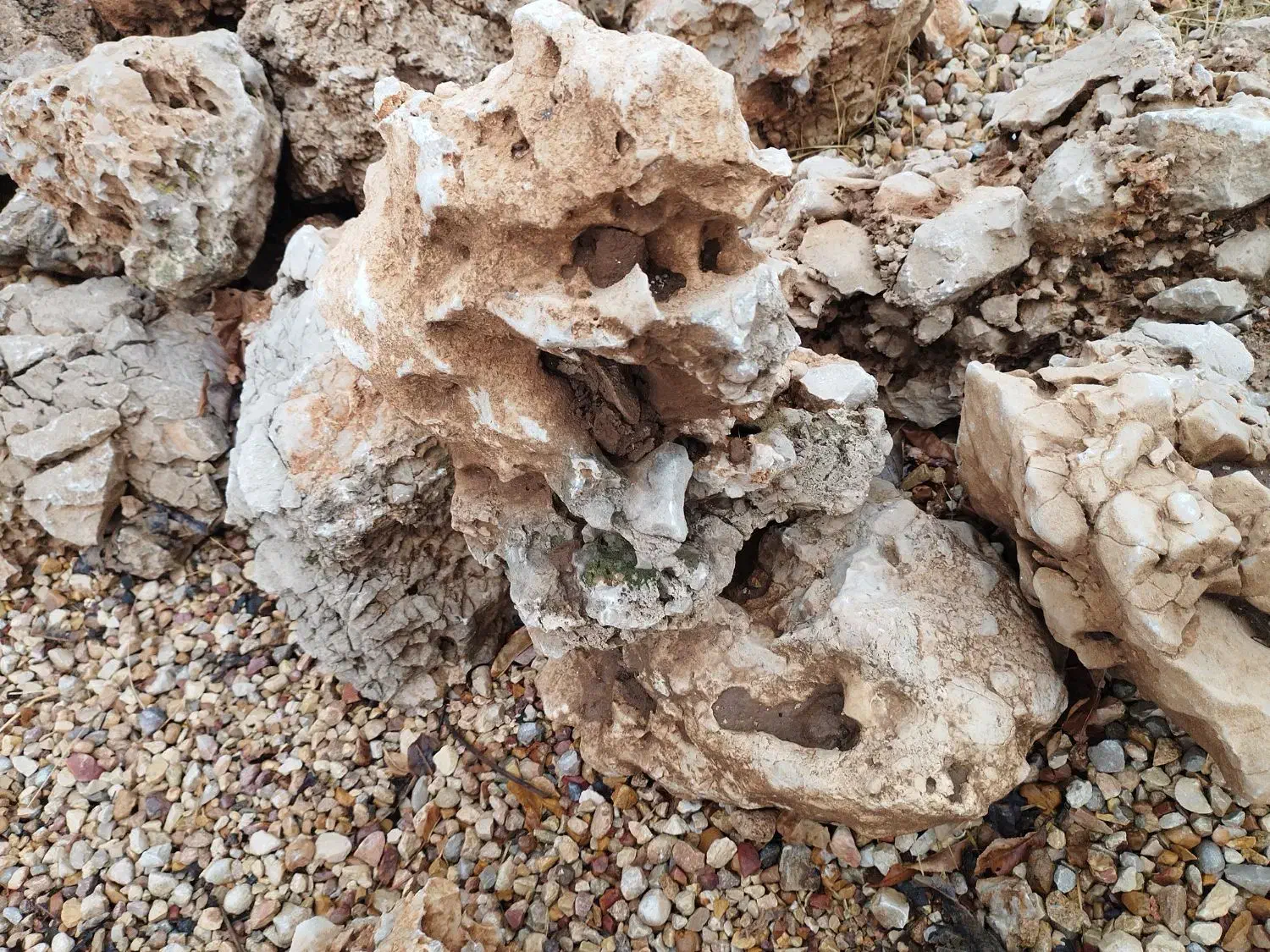 سنگ آبنما|مصالح و تجهیزات ساختمان|شیراز, شهرک قمشه|دیوار