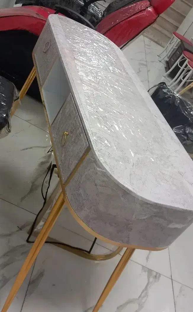 وسایل ارایشگاه|آرایشگاه و سالن‌های زیبایی|سهند, |دیوار