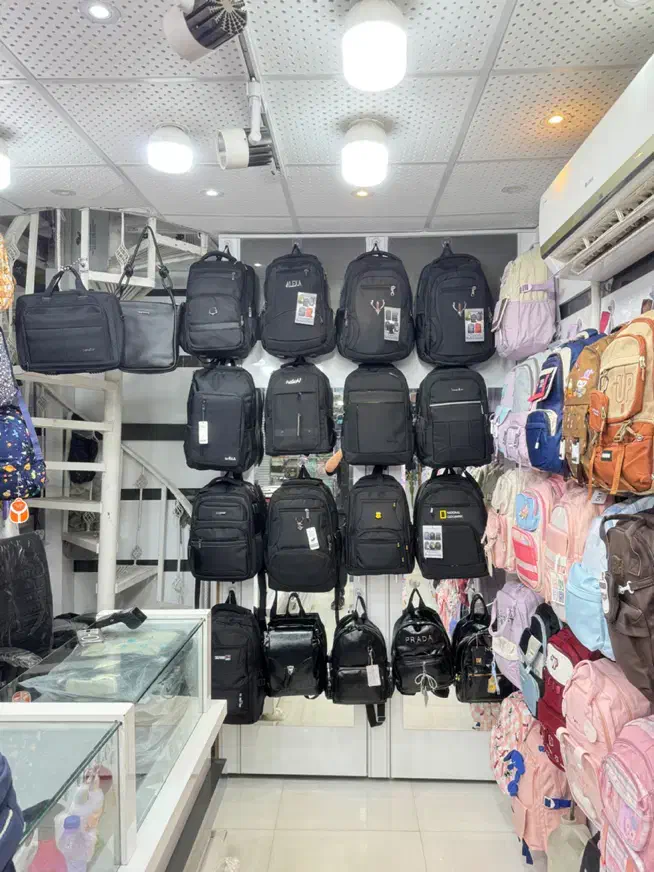 نیازمند دوفروشنده اقا و خانوم|استخدام بازاریابی و فروش|جیرفت, |دیوار