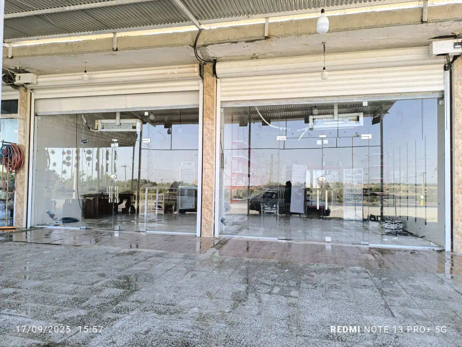 نصب تخصصی شیشه سکوریت|خدمات پیشه و مهارت|دزفول, |دیوار